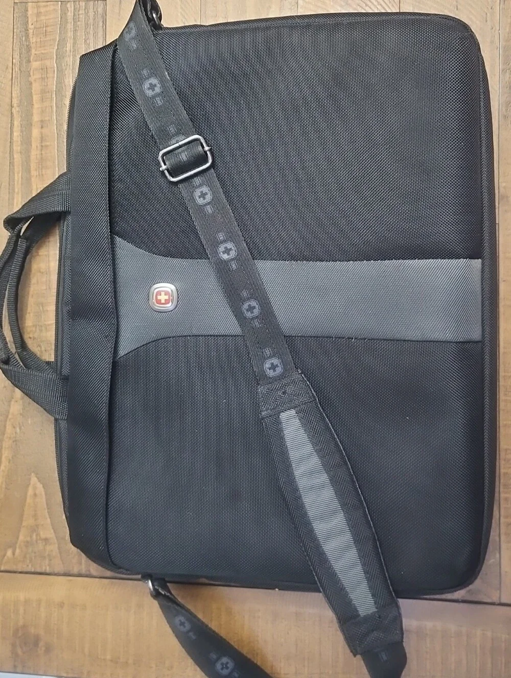 SwissGear Black Laptop Briefcase with Padded Shoulder Strap